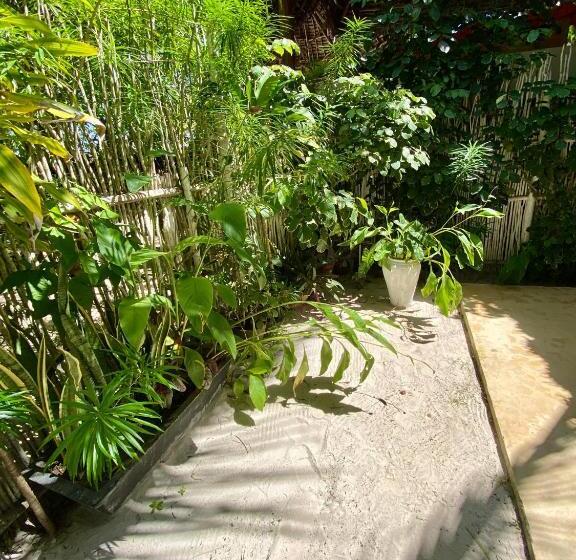 带花园景观的标准洋房, The Seles Boutique