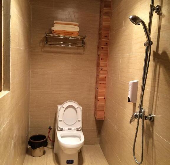 标准间, Tourist Courtyard