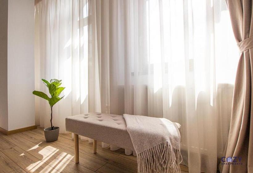 산 전망 스위트, Cozy Brand New Boutique Aparthotel Brasov