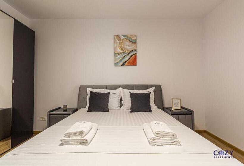 산 전망 스위트, Cozy Brand New Boutique Aparthotel Brasov