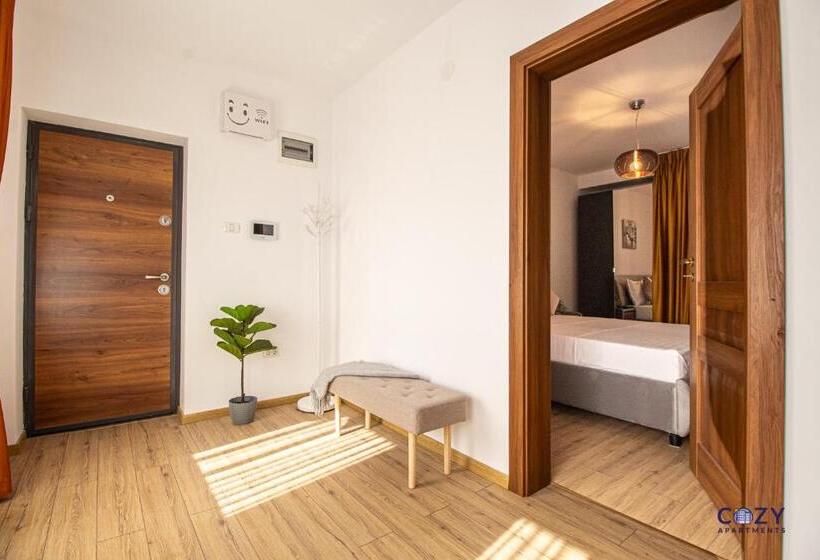 산 전망 스위트, Cozy Brand New Boutique Aparthotel Brasov