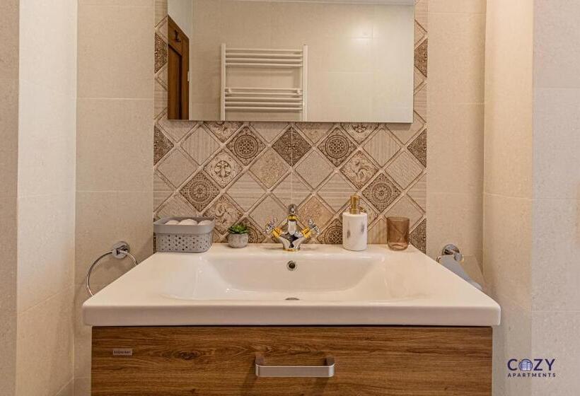 산 전망 스위트, Cozy Brand New Boutique Aparthotel Brasov