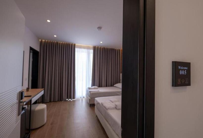 Quarto Triplo Superior, Aboja Inn