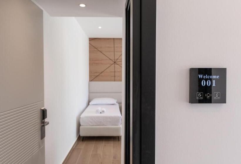 Трехместный Номер Deluxe, Aboja Inn