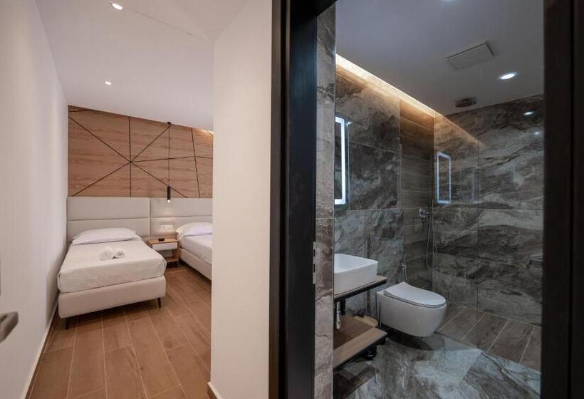 Трехместный Номер Deluxe, Aboja Inn