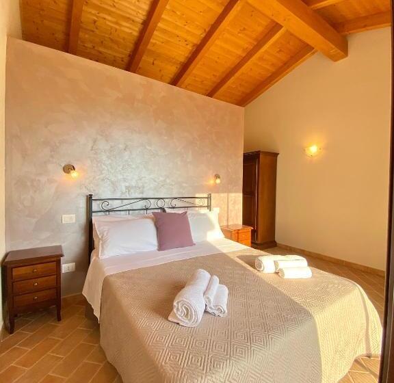 חדר סטנדרט, Agriturismo La Quercia Bella