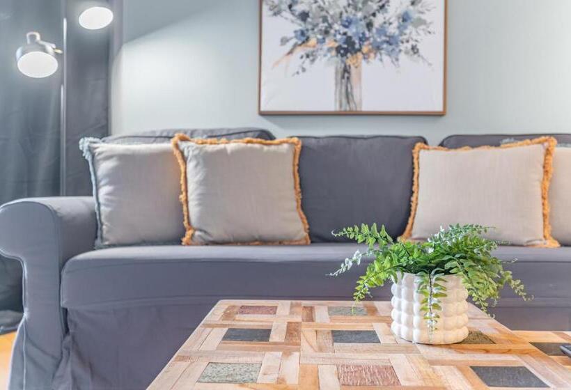 침실 1개 아파트, Executive 1 Plus Den Condo, Parking