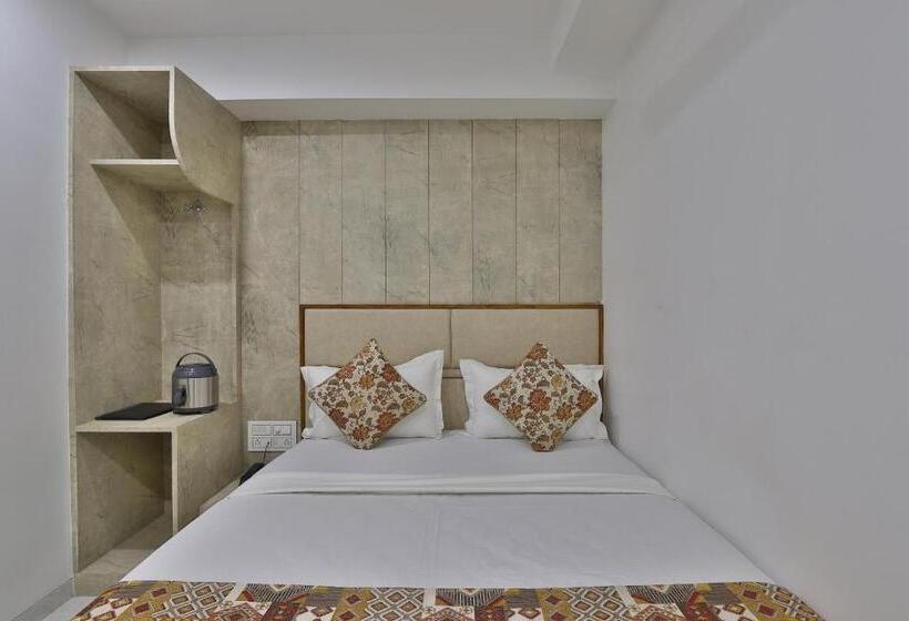 Номер Deluxe, Legend