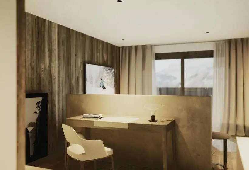 Deluxe-huone, Recort