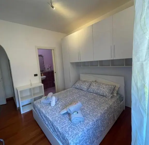 اتاق استاندارد, House Tower Pisa