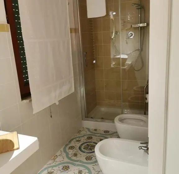 اتاق استاندارد, B&b Casa Petrarca