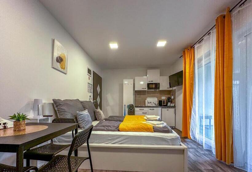 Четырехместный Номер Стандарт, See Panzió