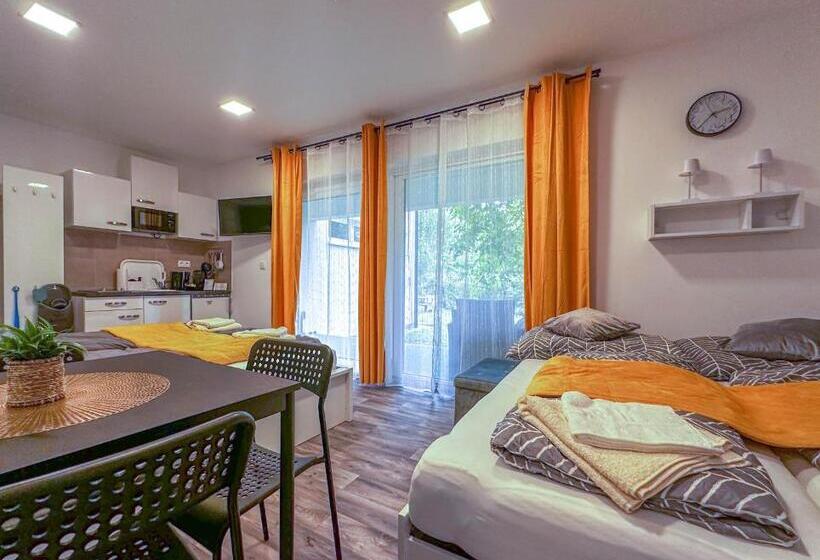 Четырехместный Номер Стандарт, See Panzió