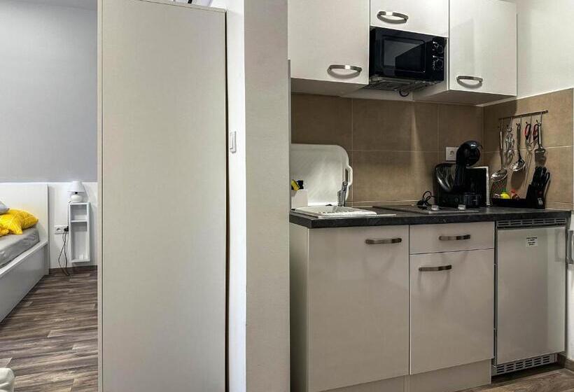 Семейный Номер, See Panzió