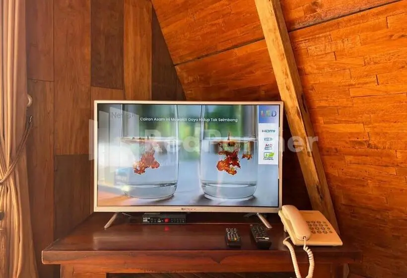 Deluxe Kamer, Glamping Pengilon Edupark Mitra Reddoorz