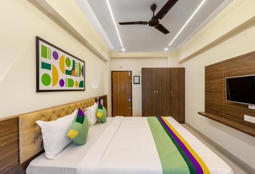 غرفة ديلوكس, Treebo Sky City Grand