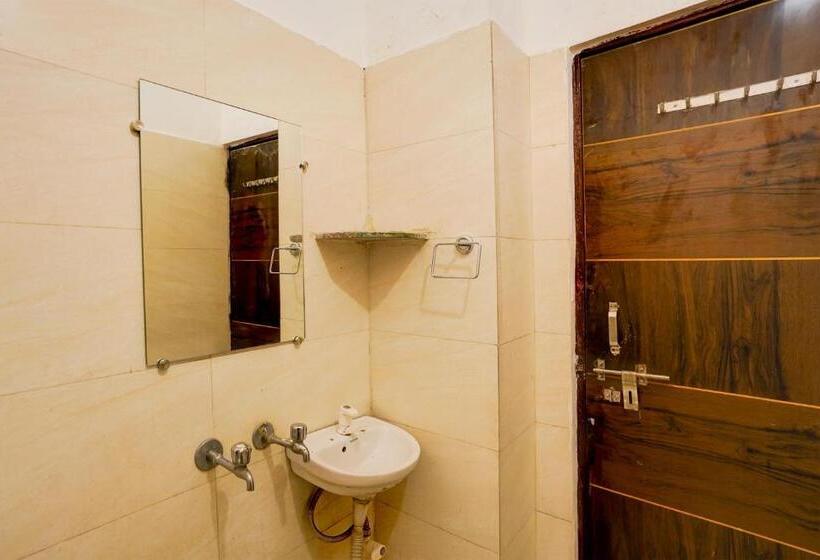 トリプルクラシックルーム, Oyo Hotel Twilight Terrace