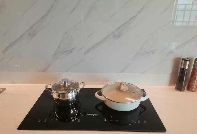 Семейный Номер Deluxe, Luxury Vacation House Oceanfront In Lila, Bohol