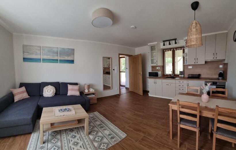 منزل غرفة نوم واحدة, Villa V53 Siófok