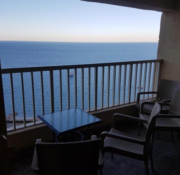 آپارتمان 1 خوابه با چشمانداز دریا, Private Chaleat At Porto Sukhna Sea View