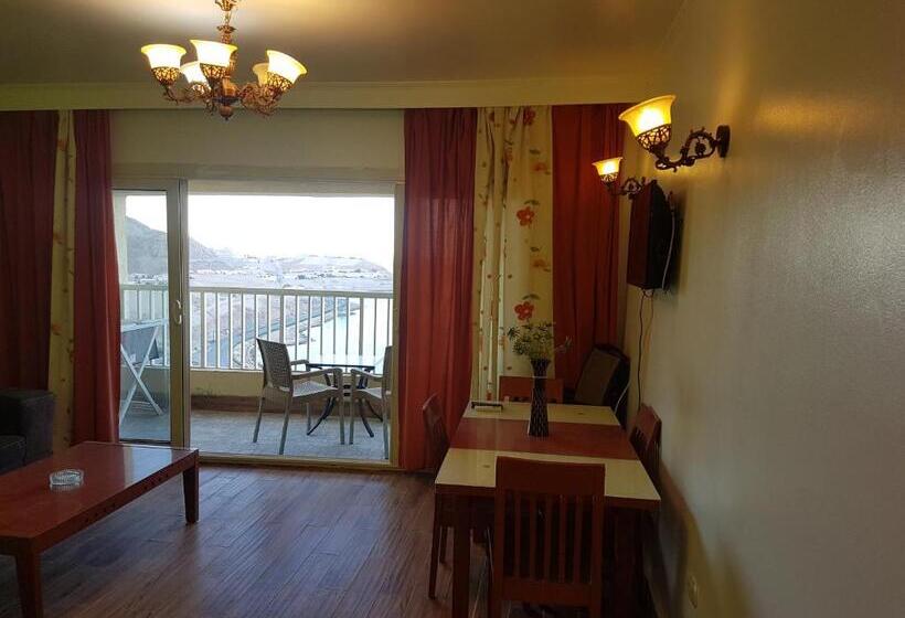 آپارتمان 1 خوابه با چشمانداز دریا, Private Chaleat At Porto Sukhna Sea View