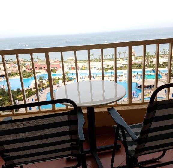 آپارتمان 1 خوابه با چشمانداز دریا, Private Chaleat At Porto Sukhna Sea View