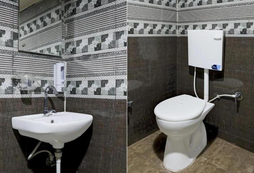 غرفة كلاسيكية ثلاثية, Spot On Hotel Jashn Inn