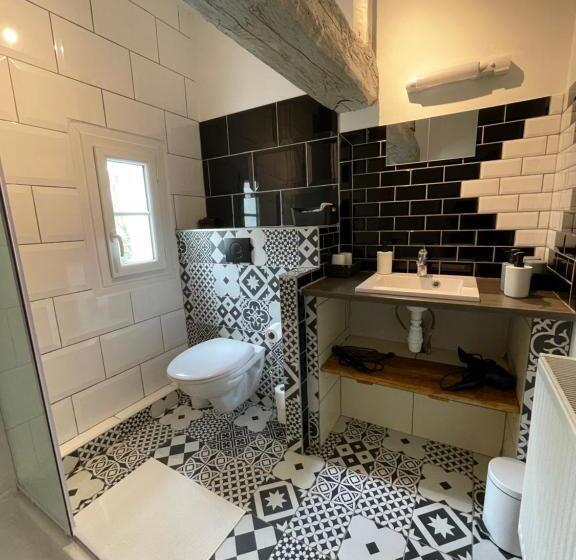 חדר סטנדרט, Le Cardoué, Chambres D Hôtes Proche Du Puy Dufou