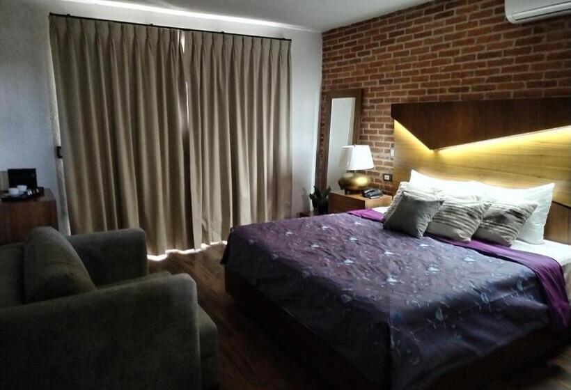 غرفة قياسية, Casa Chanehque