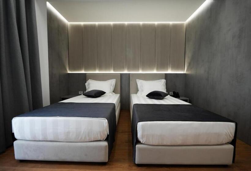 标准间, Naos Luxury