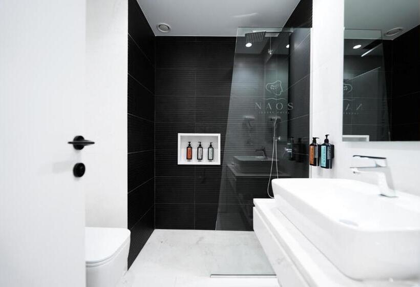 חדר משפחתי דלוקס, Naos Luxury