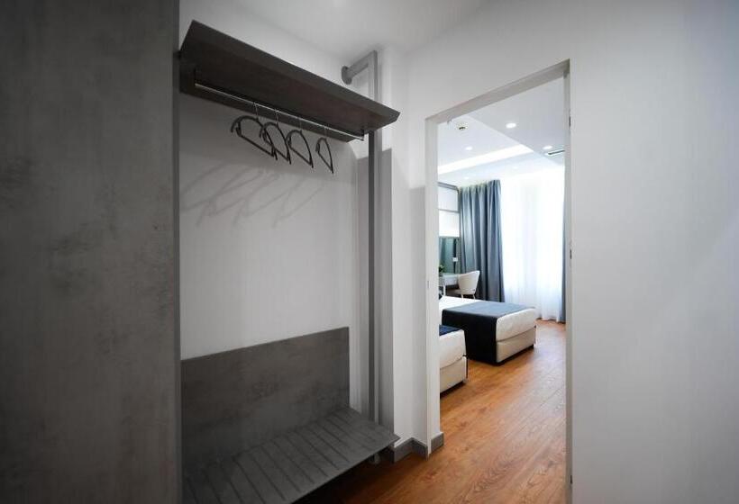 חדר משפחתי דלוקס, Naos Luxury