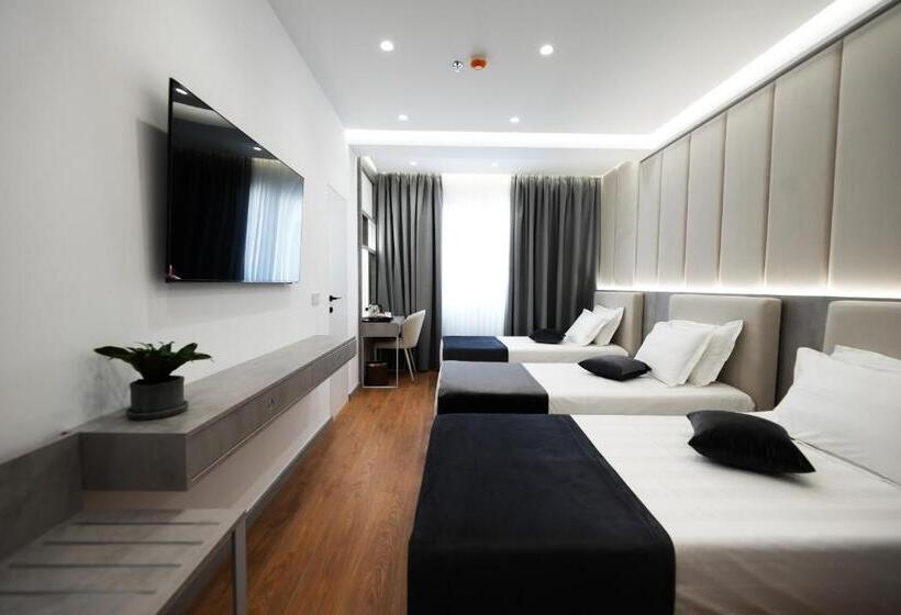 חדר סטנדרט לשלושה, Naos Luxury