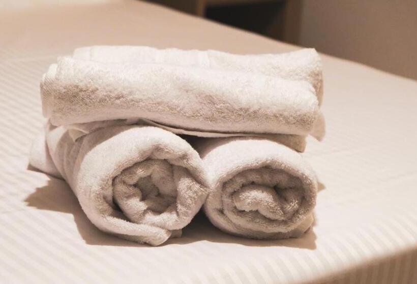 اتاق استاندارد با بالکن, Ruko Boutique