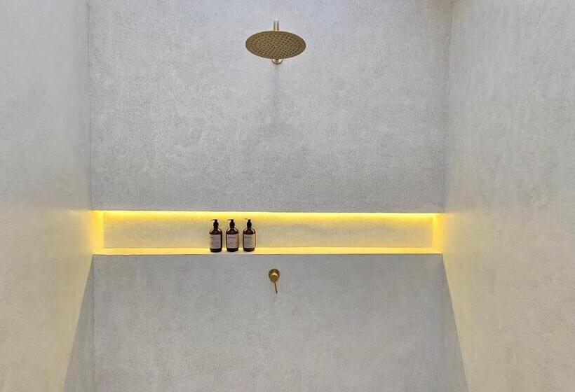 סטודיו סטנדרט נוף לים, La Bianca Studio Apartment