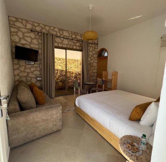 سوییت لوکس, Le Réel Kaouki