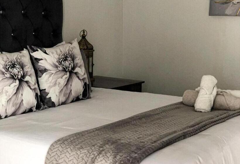 Номер Deluxe, Monet Guesthouse