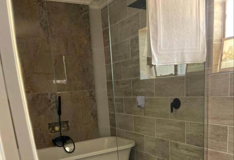 غرفة ديلوكس, Monet Guesthouse