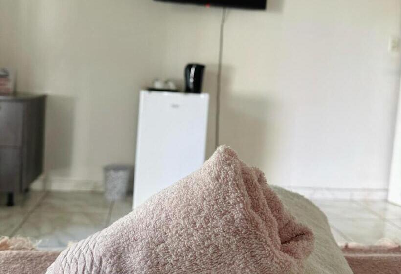 غرفة قياسية, Monet Guesthouse