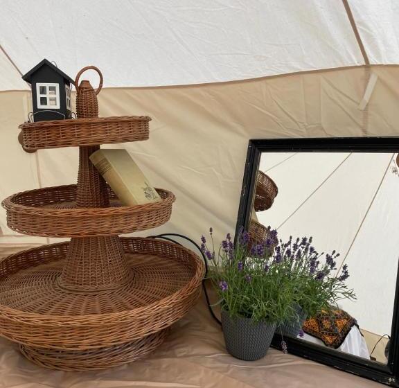 اتاق استاندارد سه تخته با چشم‌انداز باغ, Veskimäe Muhu Island