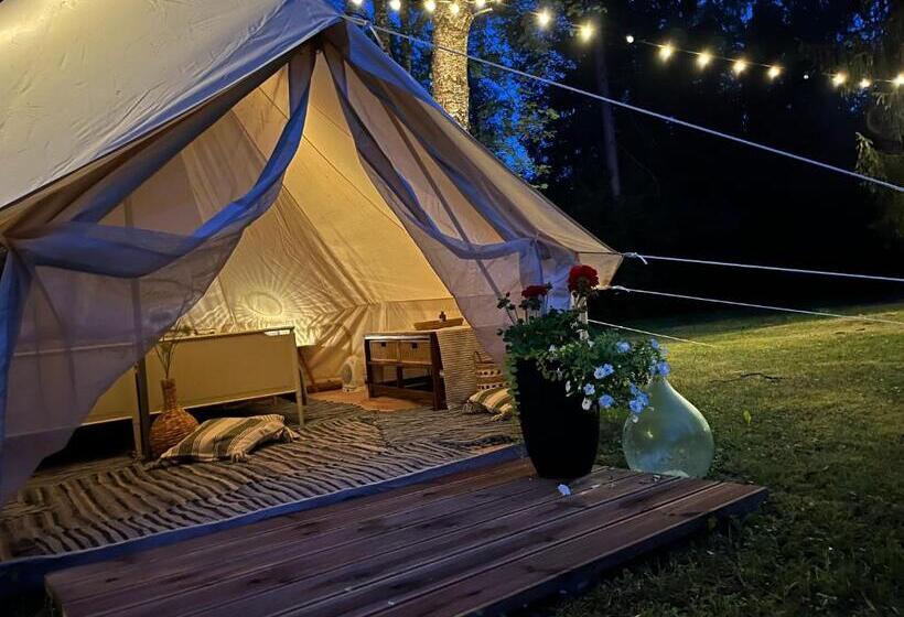 اتاق استاندارد با چشم‌انداز باغ, Veskimäe Muhu Island