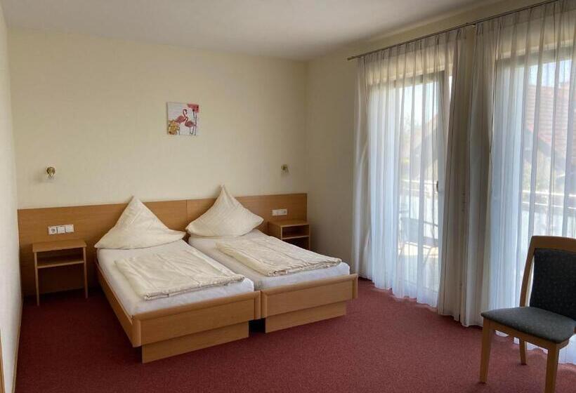 Номер Стандарт, Pension Zum Bahnhof