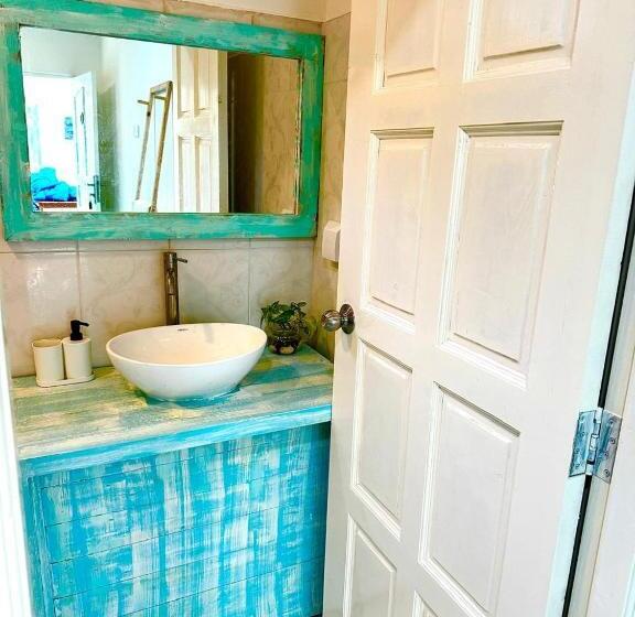 اتاق استاندارد, Azaya Beach Maldives Thulusdhoo