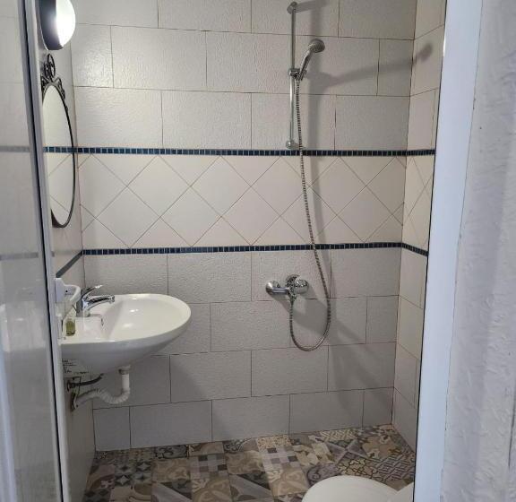 استودیو استاندارد با بالکن, къща за гости азалия