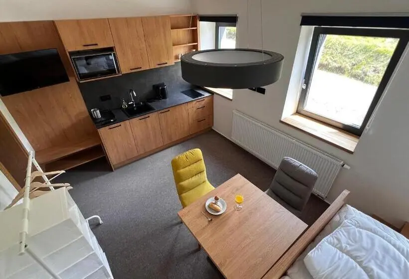 スタンダードルーム, Apartmány šestka