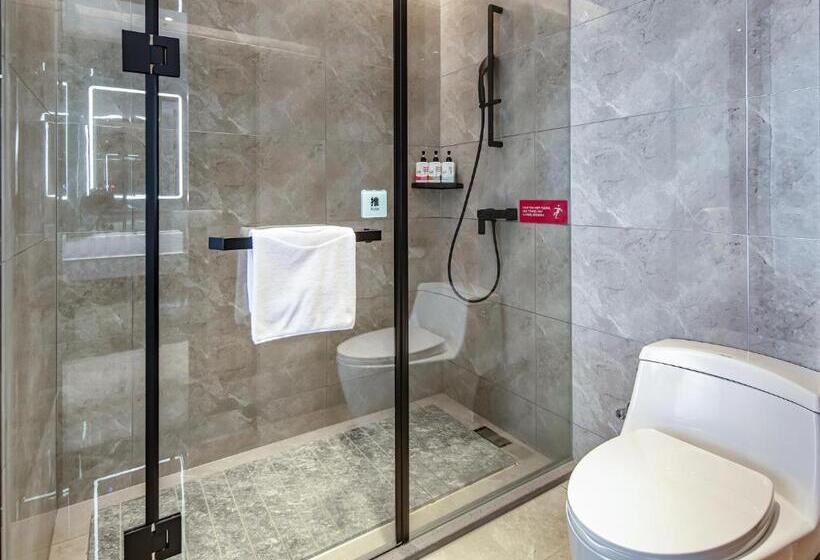 Quarto Familiar, Echarm Hotel Hechi Bama Branch