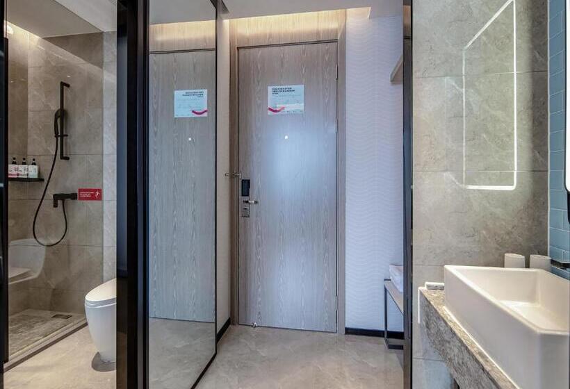 Quarto Triplo Standart, Echarm Hotel Hechi Bama Branch