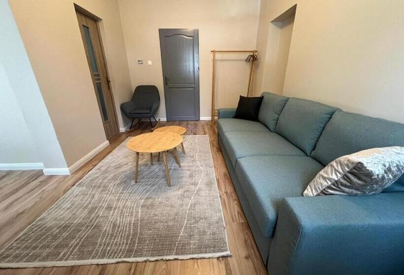 غرفة بريميوم رباعية, Délceg Réce Mini