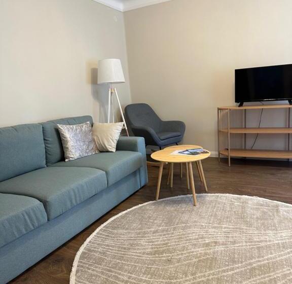 جناح عائلي, Délceg Réce Mini