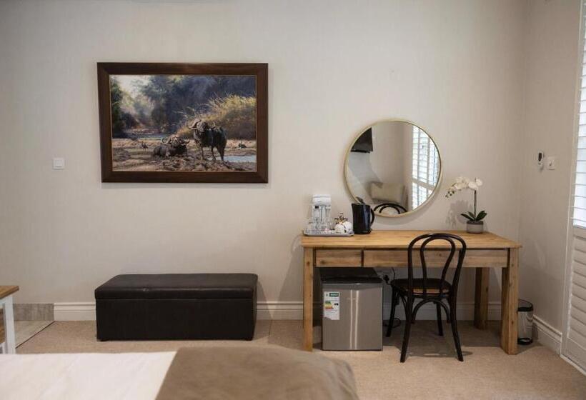 اتاق استاندارد با تخت بزرگ, Ridgeway Place